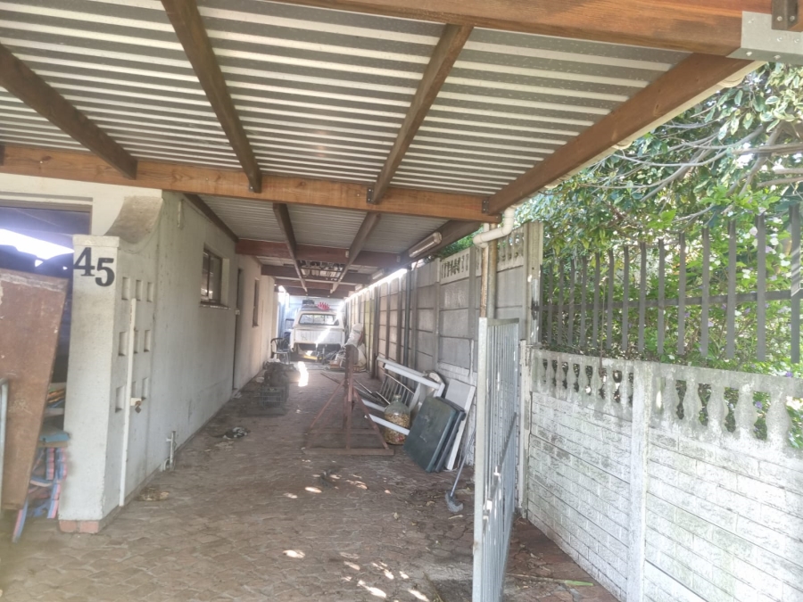 3 Bedroom Property for Sale in La Rochelle Western Cape